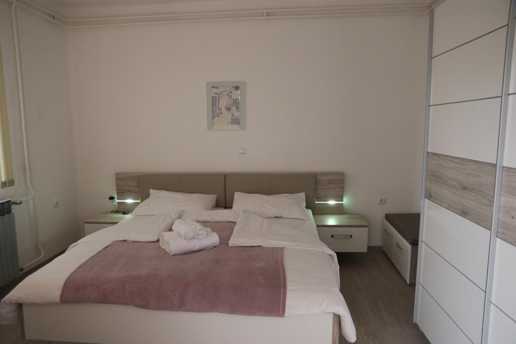 Apartmani Villa Christina Ичичи Экстерьер фото