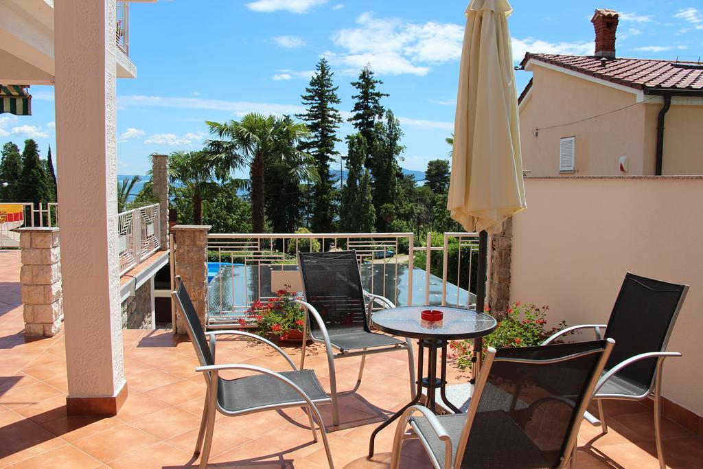 Apartmani Villa Christina Ичичи Экстерьер фото